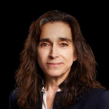 A woman with shoulder-length hair